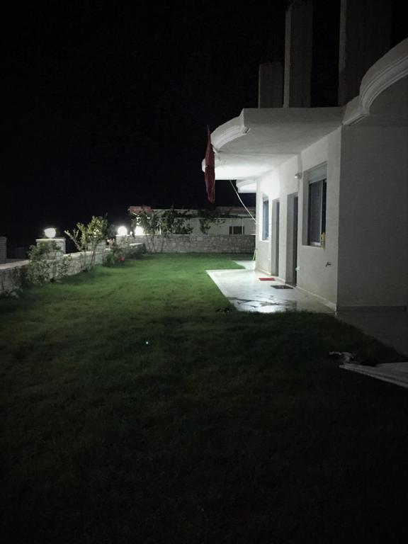 Sunset House Apartment Ksamil Exterior foto